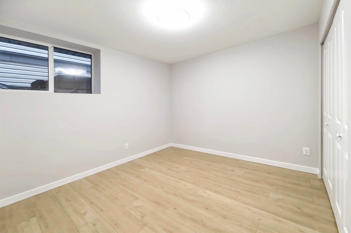 Garden / Landscaping Photo of 3565 Sheffield Avenue, Coquitlam, BC