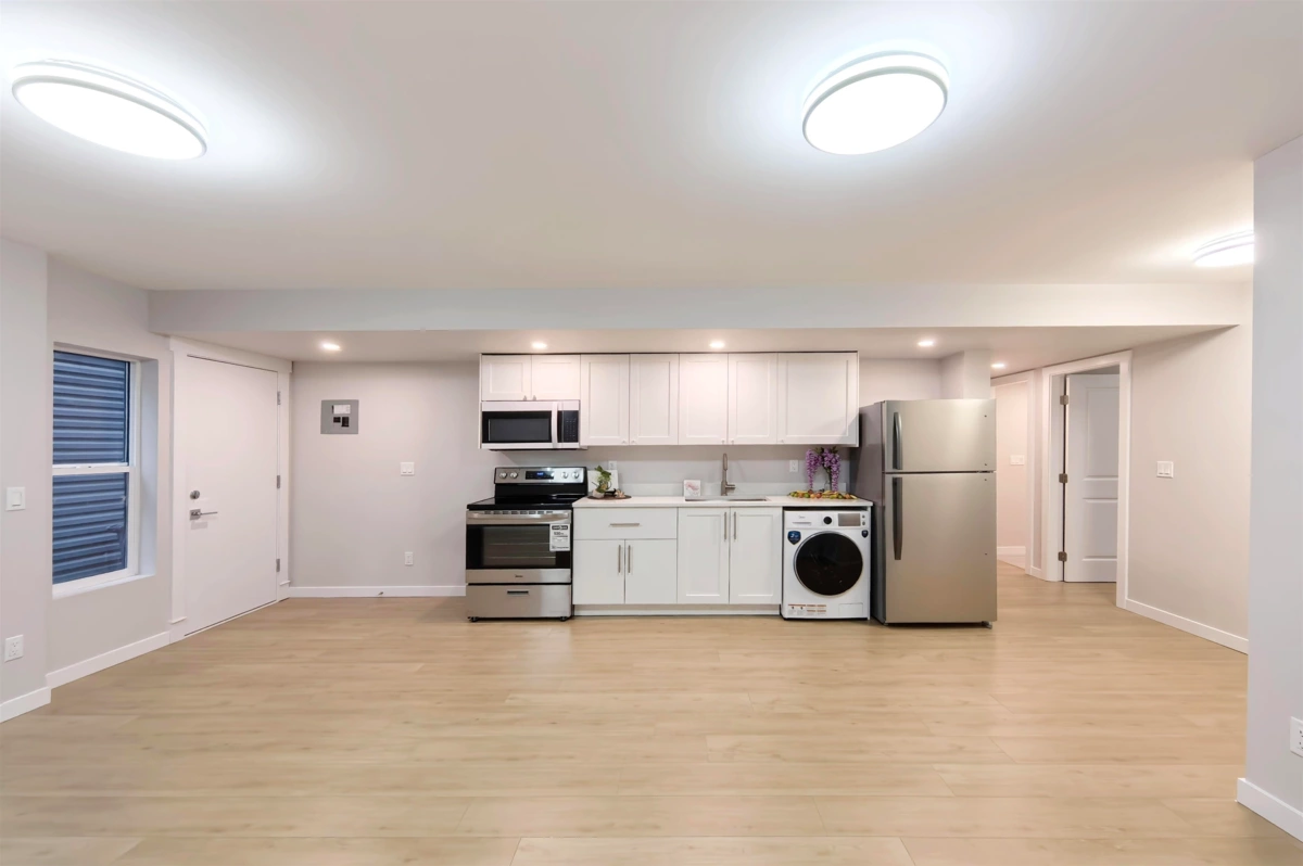 Outdoor Patio Photo of 3565 Sheffield Avenue, Coquitlam, BC