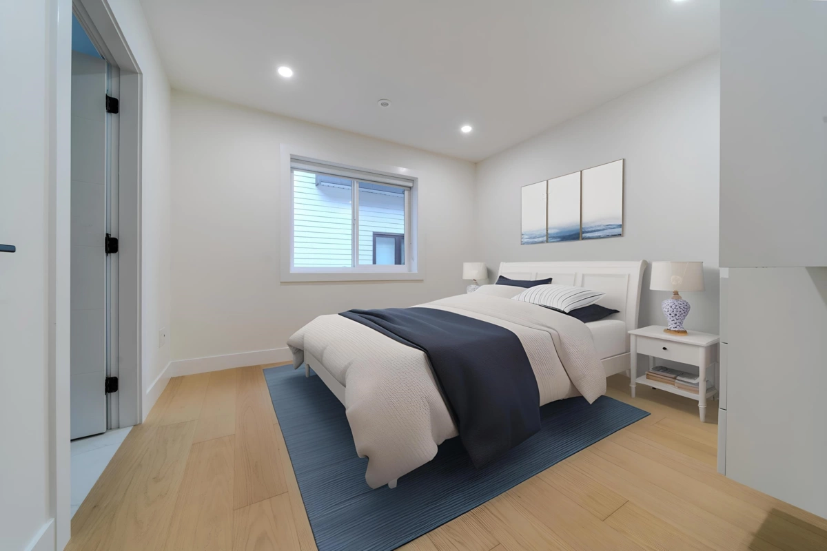 Entry Foyer Photo of 1 3576 E Pender Street, Vancouver, BC
