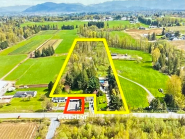 Primary Bedroom Photo of 4162 Bradner Road, Abbotsford, BC