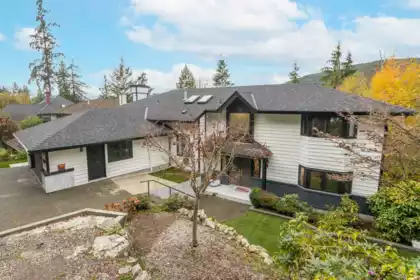 5485 Keith Road, West Vancouver, BC