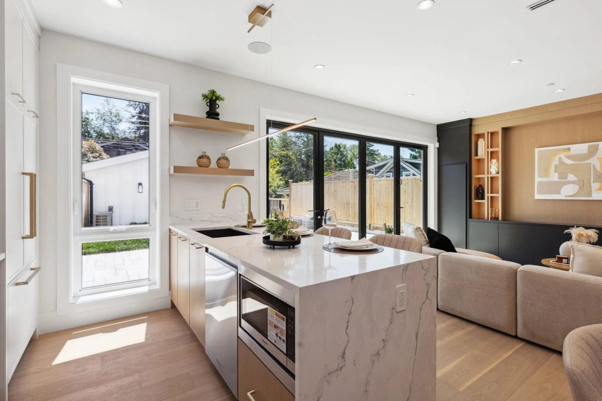 Basement Recreation Room Photo of #2 2244 E 11th Avenue, Vancouver, BC