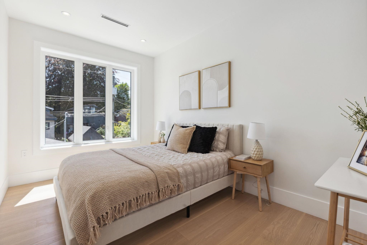 Hallway Photo of #2 2244 E 11th Avenue, Vancouver, BC