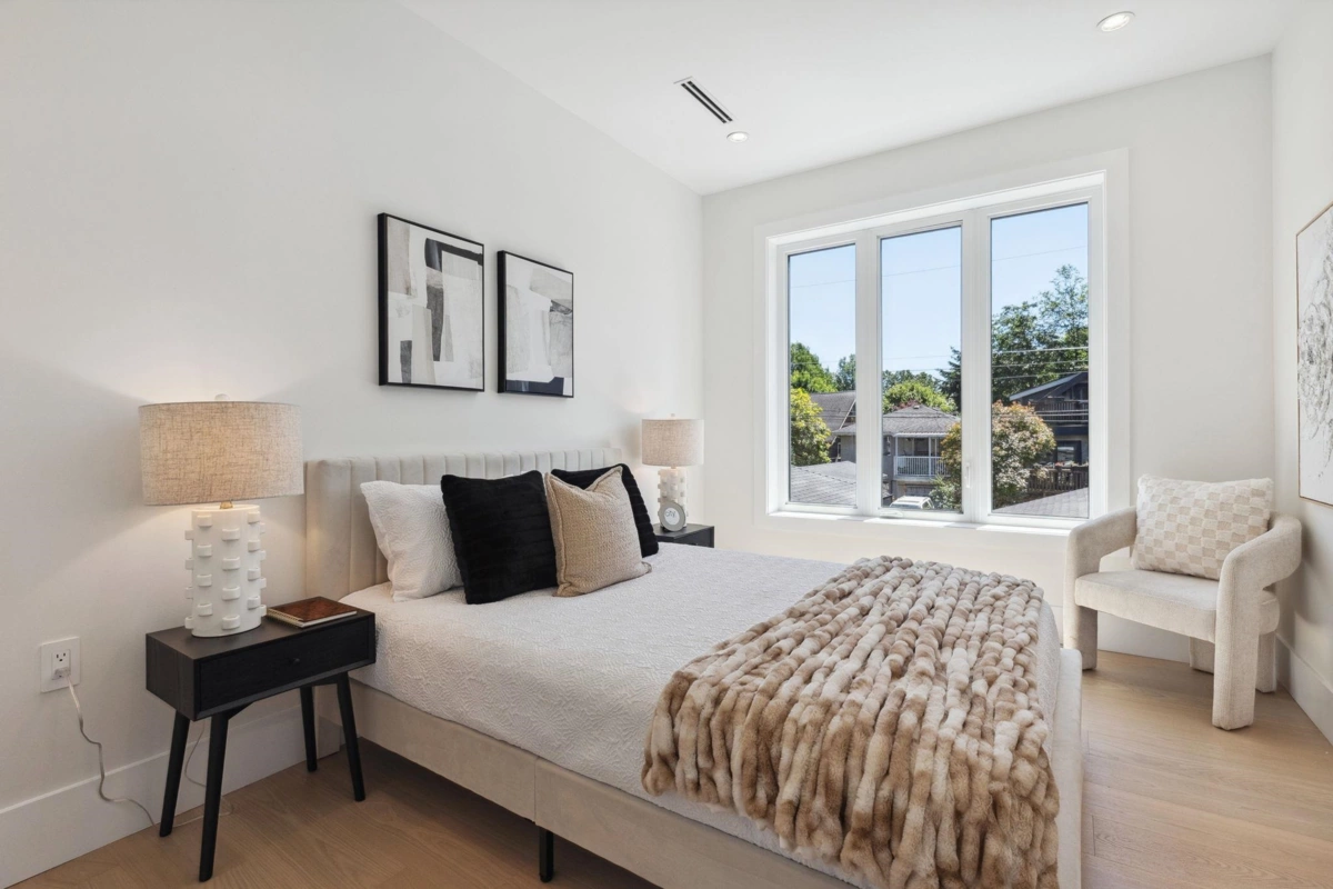 Mudroom Photo of #2 2244 E 11th Avenue, Vancouver, BC