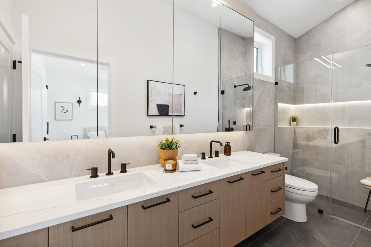 Outdoor Kitchen Photo of #2 2244 E 11th Avenue, Vancouver, BC