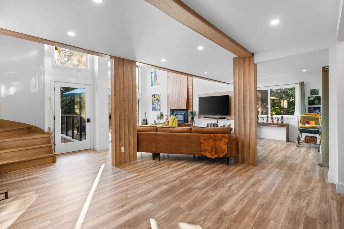 Dining Area Photo of 159 Roe Drive, Port Moody, BC