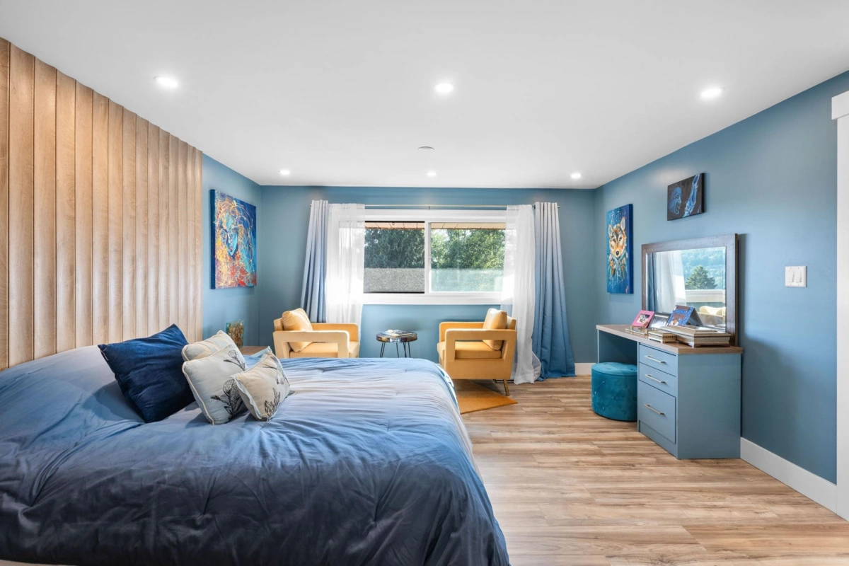 Powder Room Photo of 159 Roe Drive, Port Moody, BC