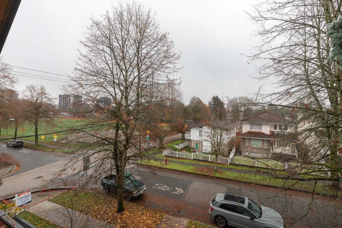 Basement Recreation Room Photo of 5405 Wales Street, Vancouver, BC