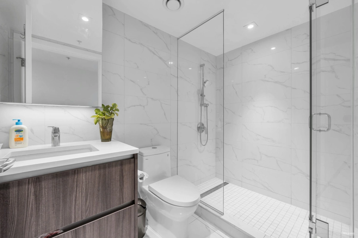 Kitchen Photo of 740 8133 Cook Road, Richmond, BC