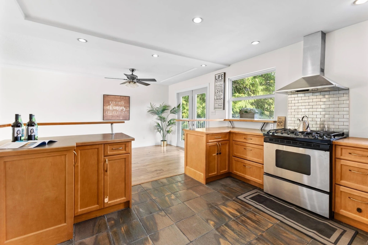 Family Room Photo of 1119 Sprice Avenue, Coquitlam, BC