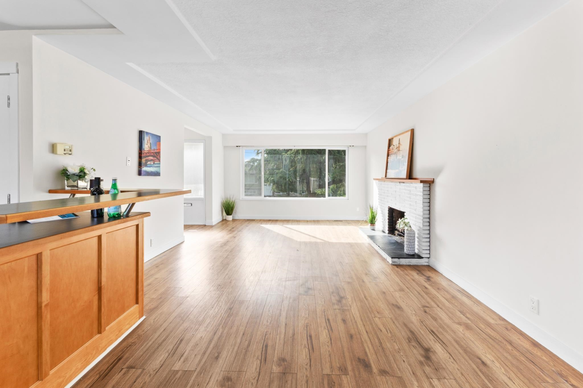 Primary Bathroom Photo of 1119 Sprice Avenue, Coquitlam, BC