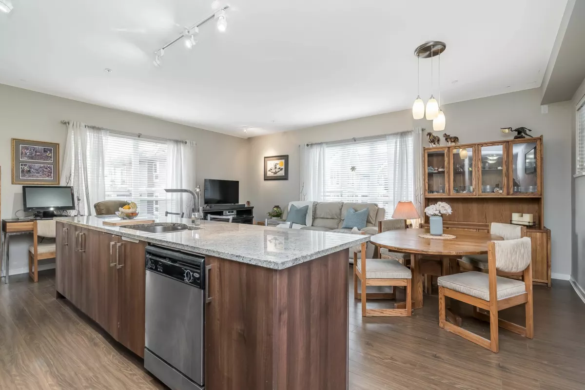 Breakfast Nook Photo of 307 6450 194 Street, Surrey, BC