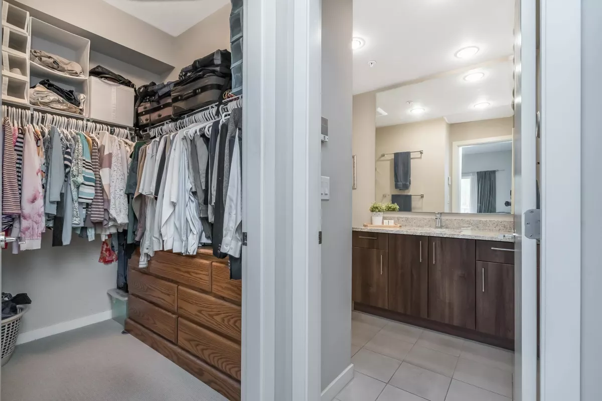 Laundry Room Photo of 307 6450 194 Street, Surrey, BC