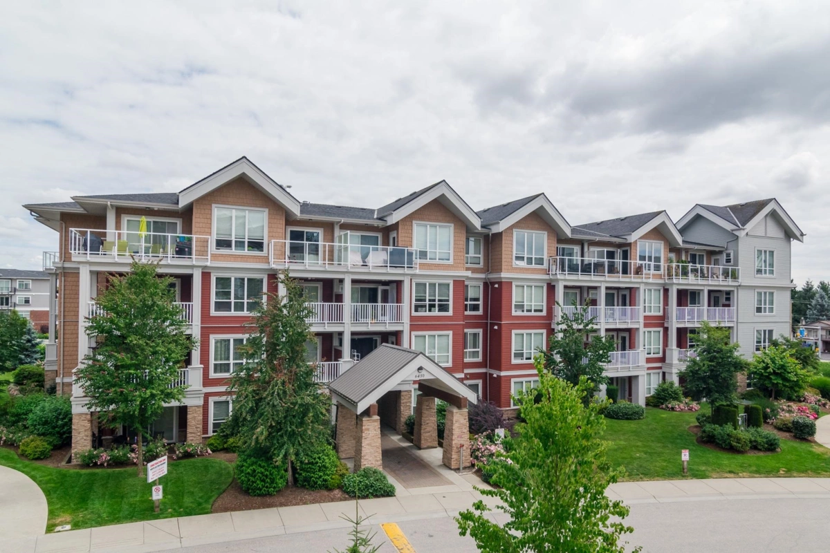 Living Room Photo of 307 6450 194 Street, Surrey, BC
