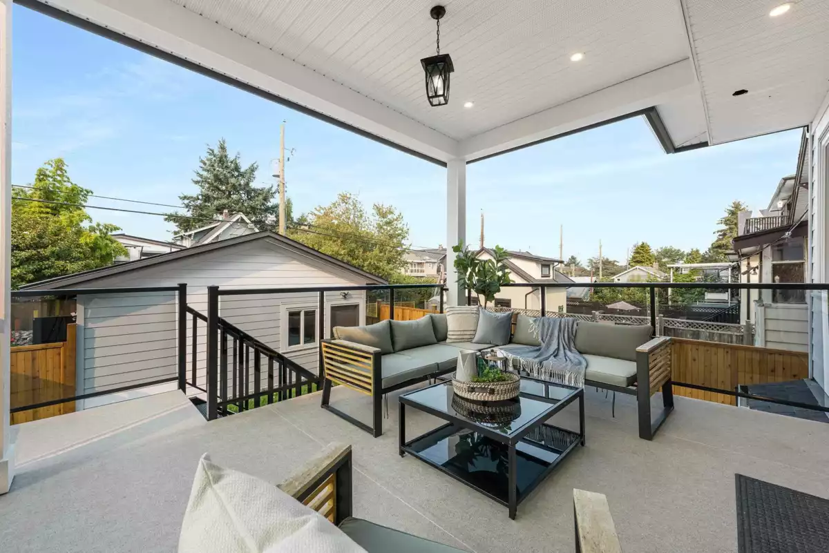 Basement Recreation Room Photo of 2743 Mcgill Street, Vancouver, BC