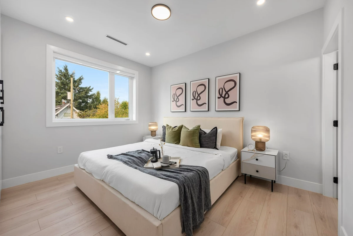 Breakfast Nook Photo of 2743 Mcgill Street, Vancouver, BC