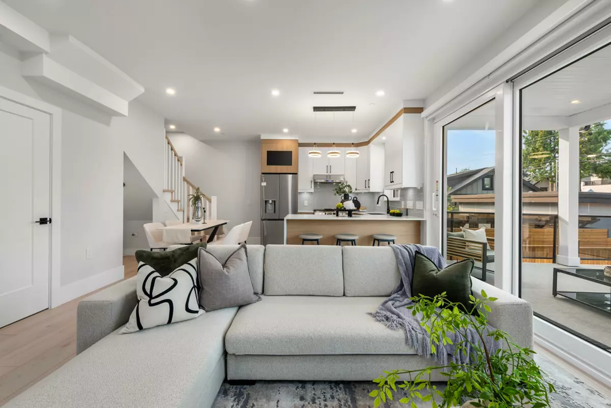 Family Room Photo of 2743 Mcgill Street, Vancouver, BC