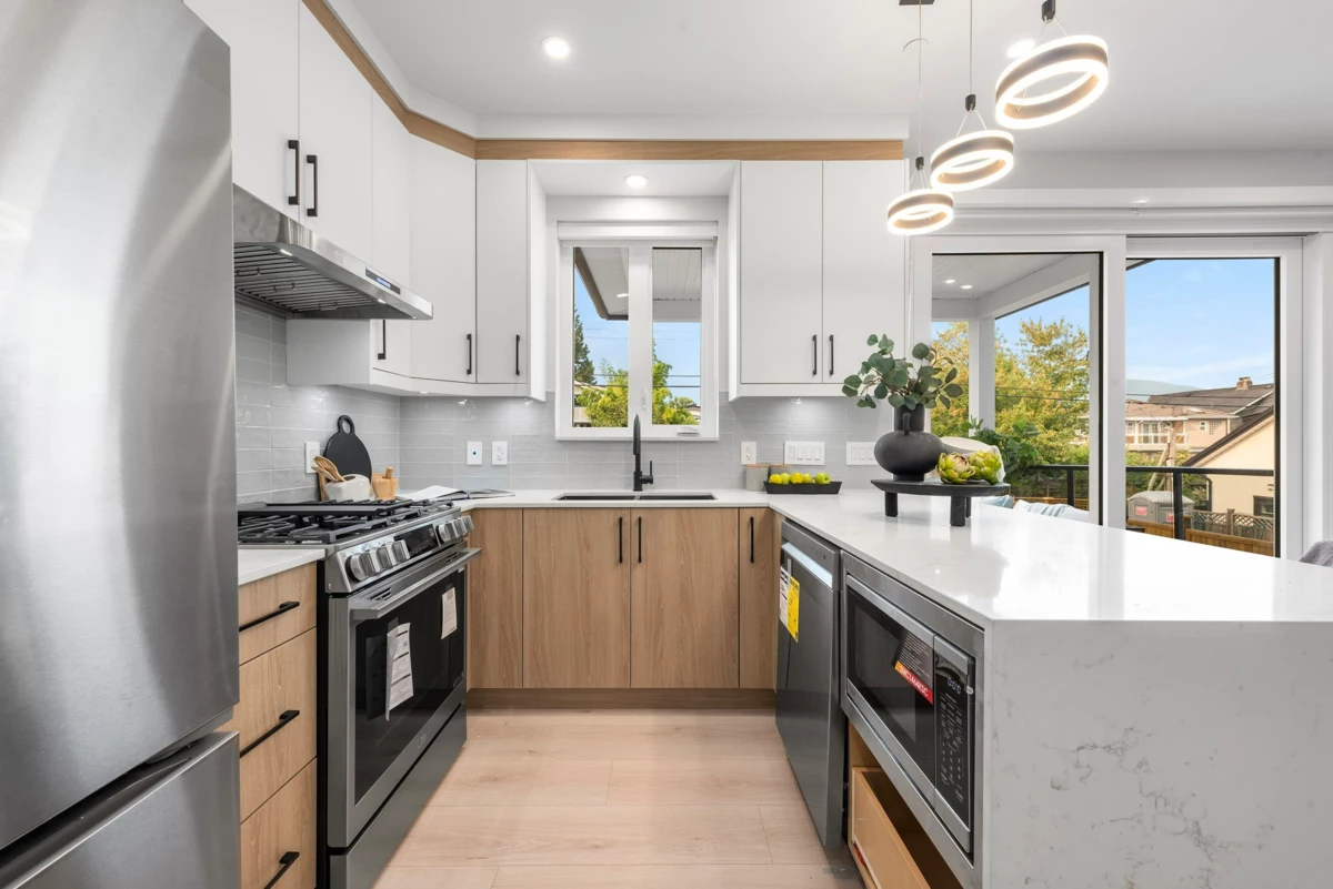 Kitchen Photo of 2743 Mcgill Street, Vancouver, BC