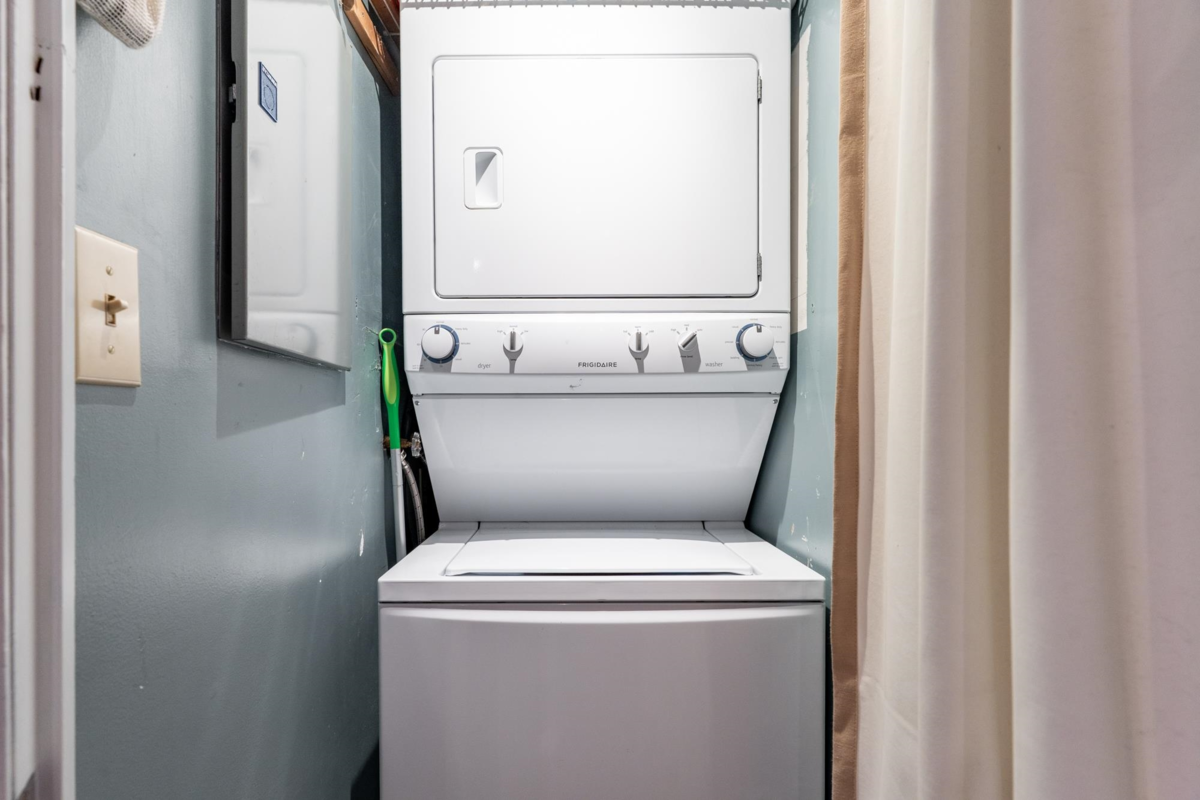 Outdoor Kitchen Photo of 13 2151 Banbury Road, North Vancouver, BC