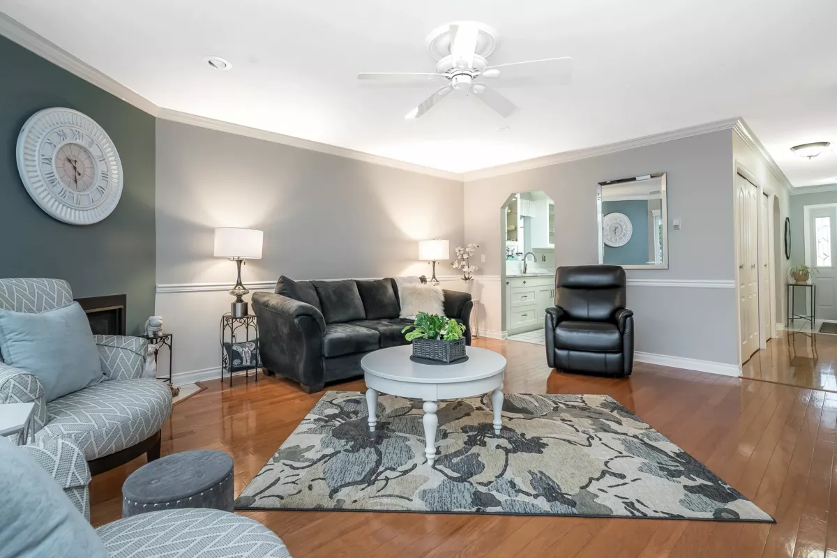 Guest Bathroom Photo of 37 2081 Winfield Drive, Abbotsford, BC