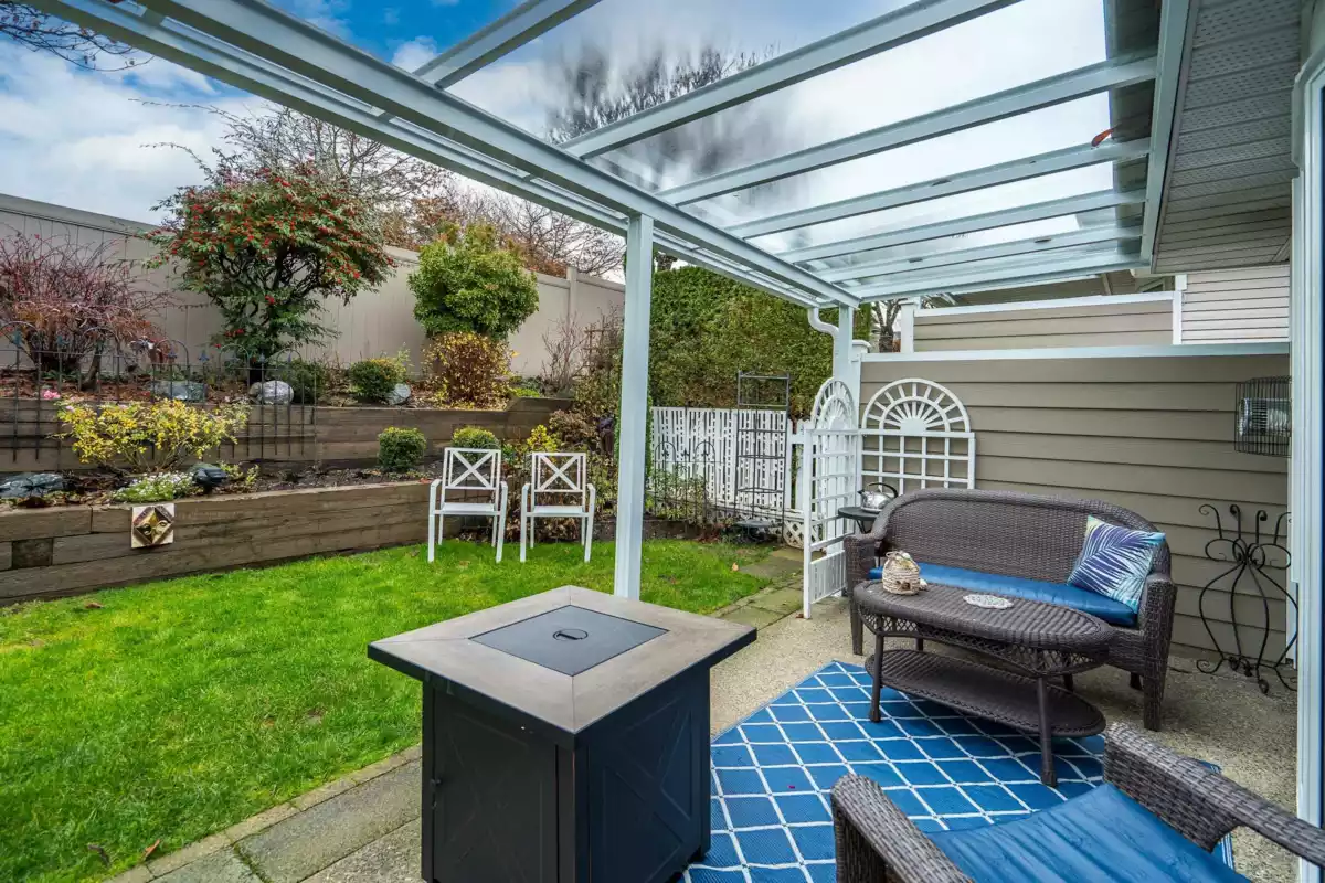 Kitchen Photo of 37 2081 Winfield Drive, Abbotsford, BC