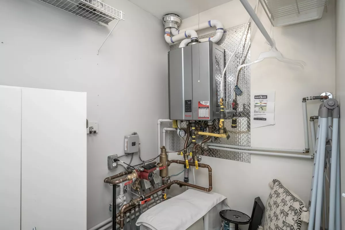 Staircase Photo of 37 2081 Winfield Drive, Abbotsford, BC