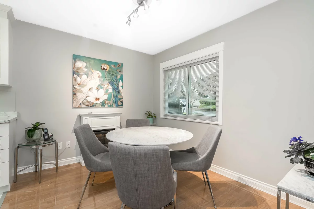 Walk-In Closet Photo of 37 2081 Winfield Drive, Abbotsford, BC