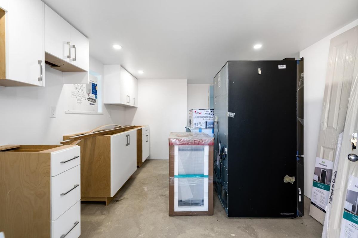 Basement Recreation Room Photo of 7520 Canada Way, Burnaby, BC