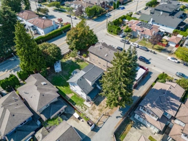 7520 Canada Way, Burnaby, BC