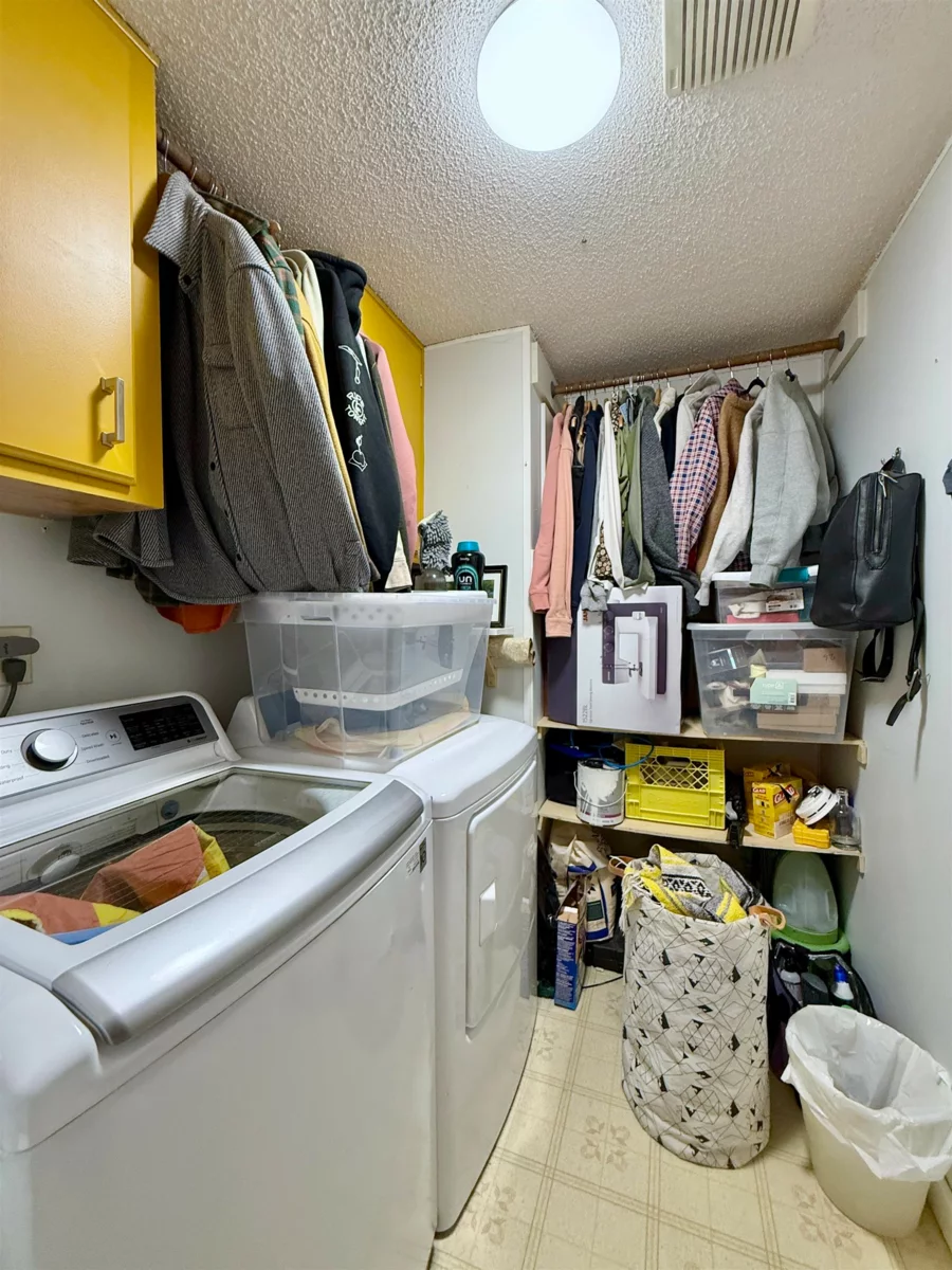 Outdoor Patio Photo of 962 Cemetery Road, Gibsons, BC