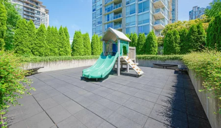 Loft / Bonus Room Photo of 2206 2955 Atlantic Avenue, Coquitlam, BC