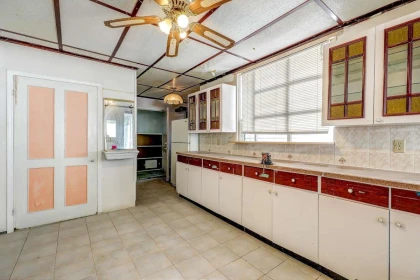 Hot Tub / Spa Photo of 11243 136 Street, Surrey, BC