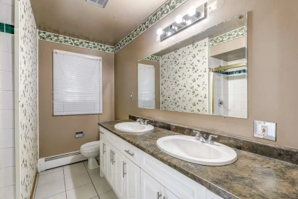 Kitchen Photo of 11243 136 Street, Surrey, BC