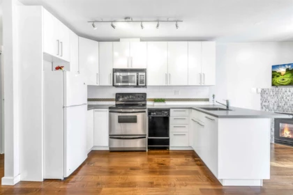 Pantry Photo of 710 939 Homer Street, Vancouver, BC