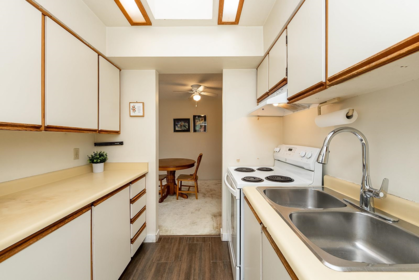 305 812 Milton Street, New Westminster, BC, New Westminster — Apartment/Condo for sale