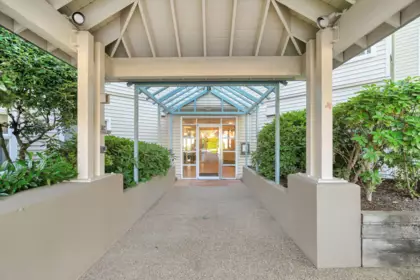 106 10675 138a Street, Surrey, BC, Whalley — 2 bed apartment/condo for sale