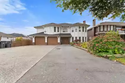 13398 89 Avenue, Surrey, BC, Queen Mary Park Surrey — 7 bed single family residence for sale