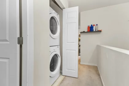 Powder Room Photo of 228 32095 Hillcrest Avenue, Abbotsford, BC