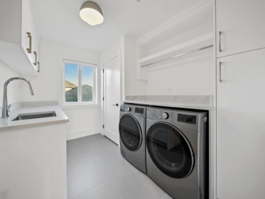 Basement Recreation Room Photo of 6067 44a Avenue, Ladner, BC