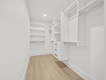 Entry Foyer Photo of 6067 44a Avenue, Ladner, BC