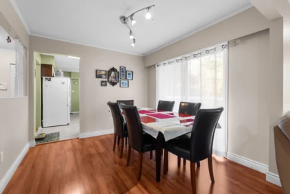 Mudroom Photo of 16184 20 Avenue, Surrey, BC