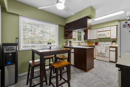 Office / Den Photo of 16184 20 Avenue, Surrey, BC