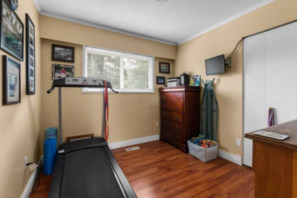 Staircase Photo of 16184 20 Avenue, Surrey, BC