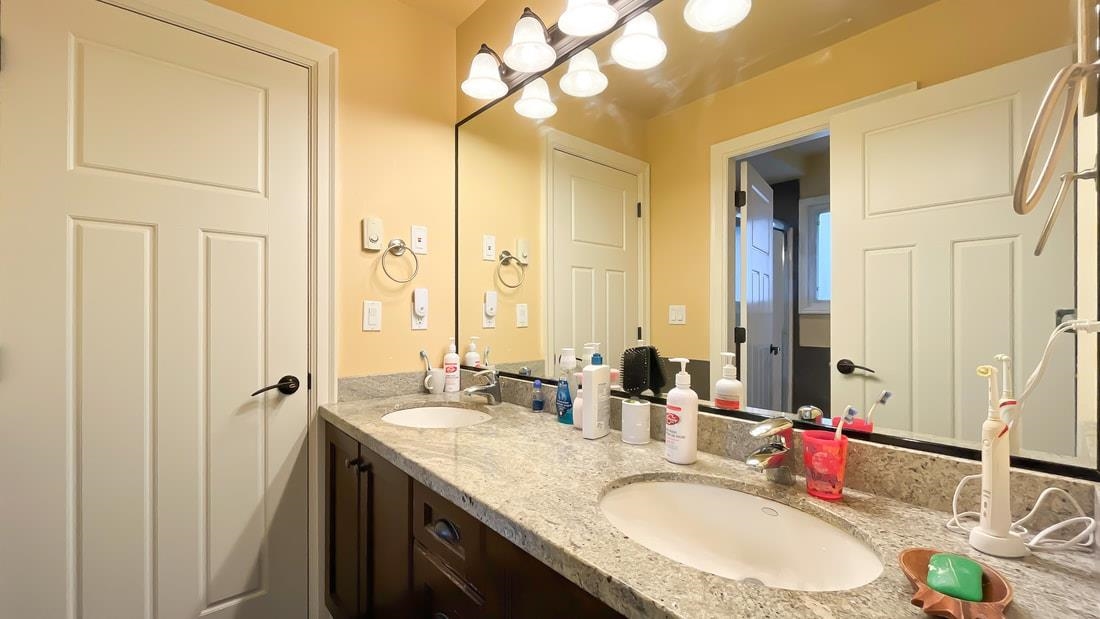 Basement Recreation Room Photo of 3470 144 Street, Surrey, BC