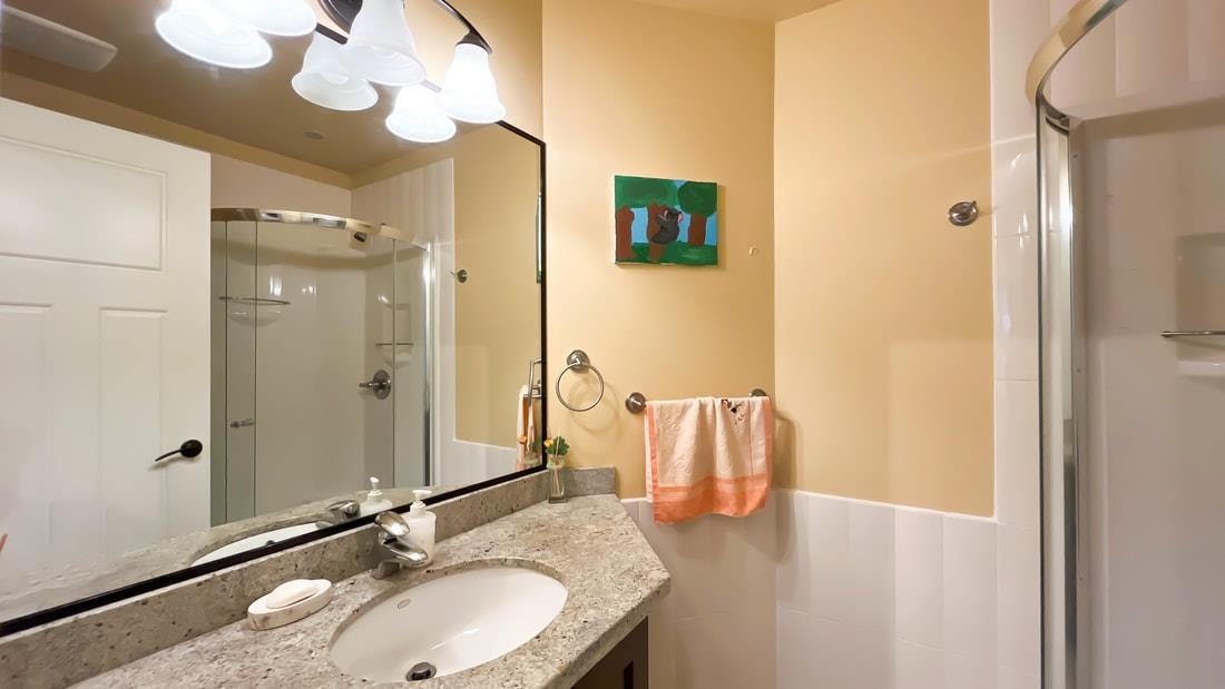 Entry Foyer Photo of 3470 144 Street, Surrey, BC