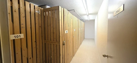 Mudroom Photo of 101 33090 George Ferguson Way, Abbotsford, BC