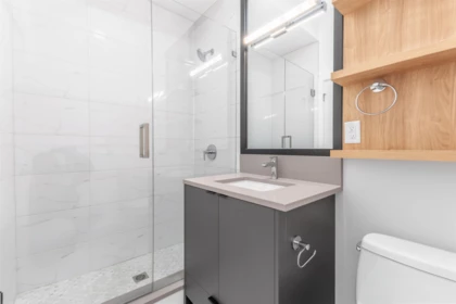 Primary Bedroom Photo of 7353 Oak Street, Vancouver, BC
