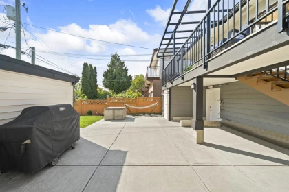 Street View Photo of 870 W 59th Avenue, Vancouver, BC