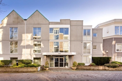 212 8460 Jellicoe Street, Vancouver, BC, Vancouver — Apartment/Condo for sale