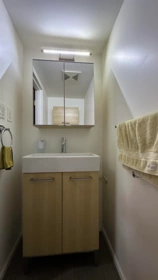 Guest Bathroom Photo of 209 930 E 7th Avenue, Vancouver, BC